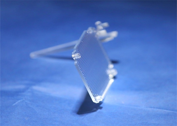 Дизайн/выполненный на заказ СГС ОЭМ/ОДМ пластиковые линзы окуляра мухы массива объектива бесцветное покрытие ПК 58.2кс82.61кс2.55 АР